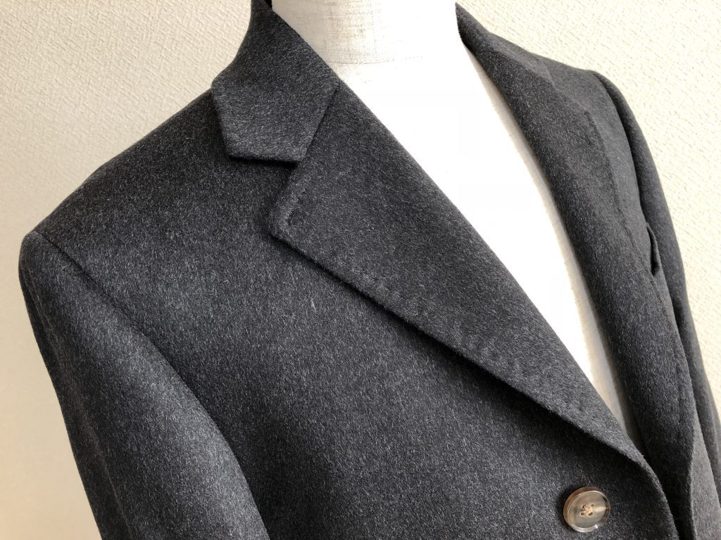 国内正規総代理店アイテム】 CROMBIE カシミヤ生地 コート仕立てに